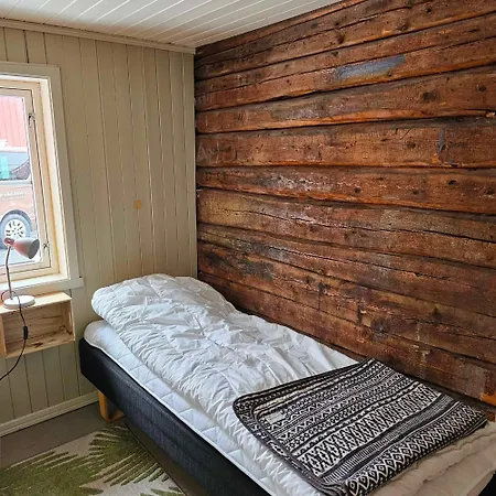 Kraemmervika Havn Ballstad Room photo